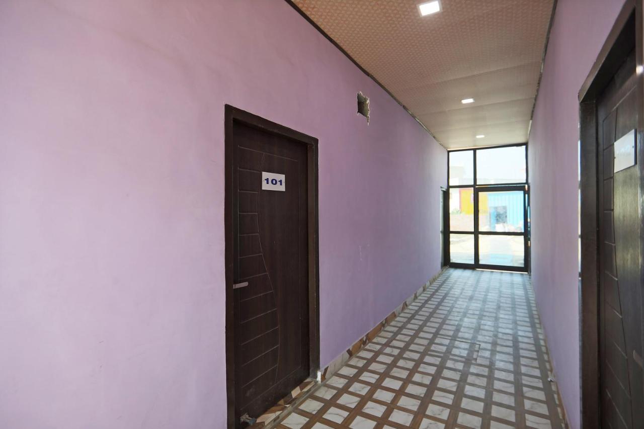 Oyo 63528 60 Milestone Hotel Tibri Exterior foto